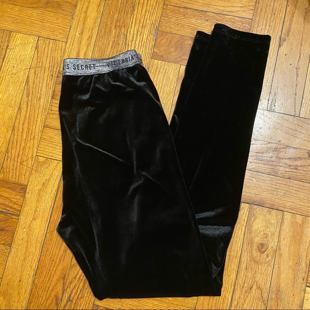 Victoria’s Secret The Velvet Leggings